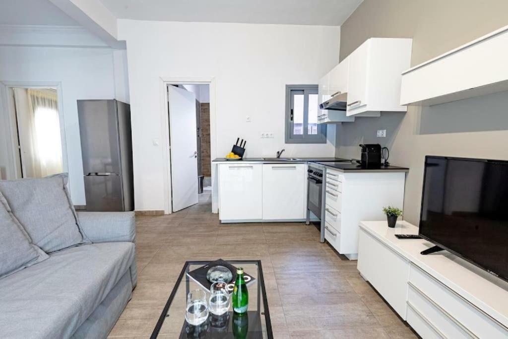 Athens Tower 2 Bedroom Apartment By Superhost Hub Exterior photo